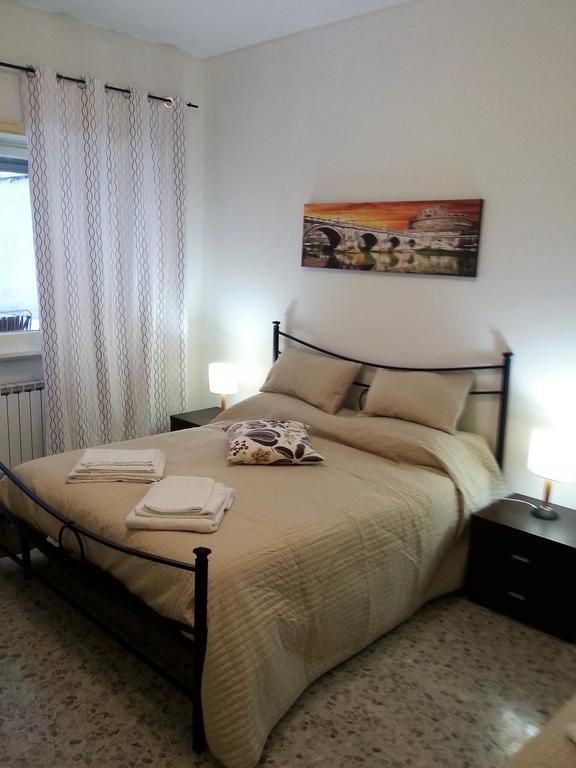 San Pietro & Trastevere Apartment *